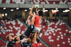 开云足球直播-跨界传奇，文班亚马英超争冠夜，尼克斯末节带走深圳队