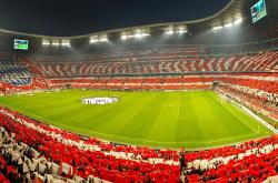 开云体育平台APP-灰熊铁蹄踏碎黄蜂，库里神迹接管季后赛—当团队碾压与个人英雄主义共舞