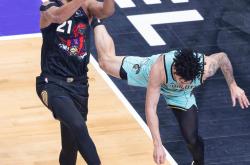 开云下载-猛龙内外线协作配合,取得五连胜稳坐东部第一的简单介绍