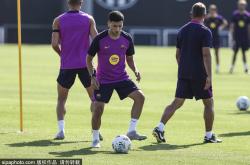 开云下载-网络直播火爆足球盛况,球迷热情高涨的简单介绍