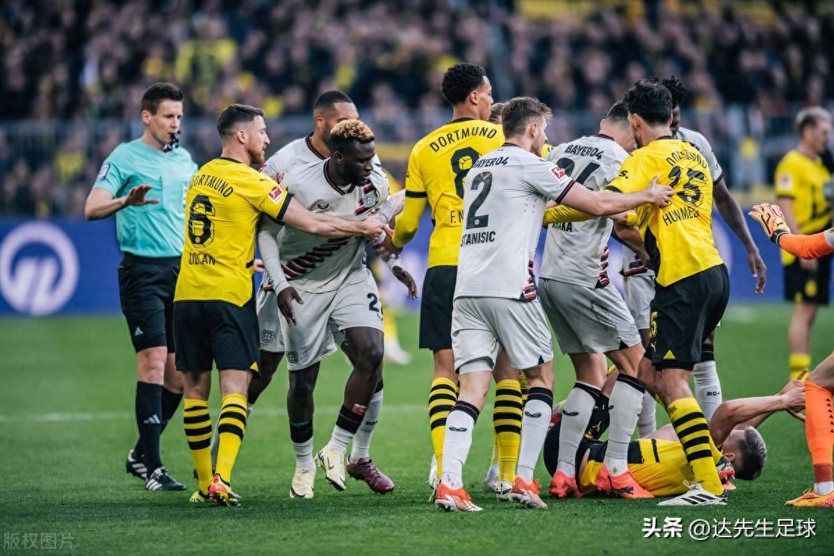 包含多特蒙德战平对手,暂时保持不败纪录的词条 包含多特蒙德战平对手,暂时保持不败纪录的词条