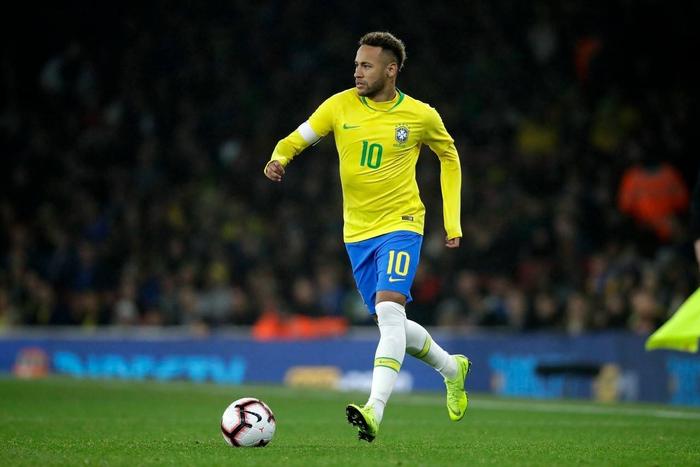 欧洲篮球传奇再现:西班牙巨星回归母队谱写新篇章的简单介绍 欧洲篮球传奇再现:西班牙巨星回归母队谱写新篇章的简单介绍