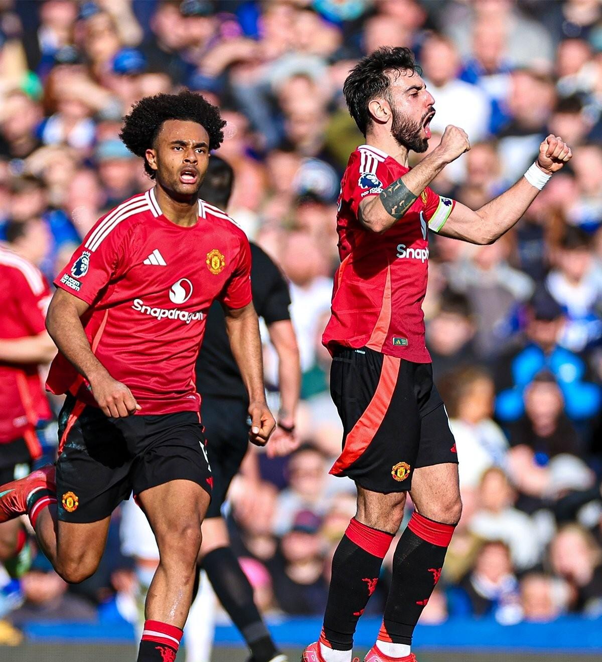 曼联主帅变阵大放权,助球队重拾胜利 曼联主帅变阵大放权,助球队重拾胜利