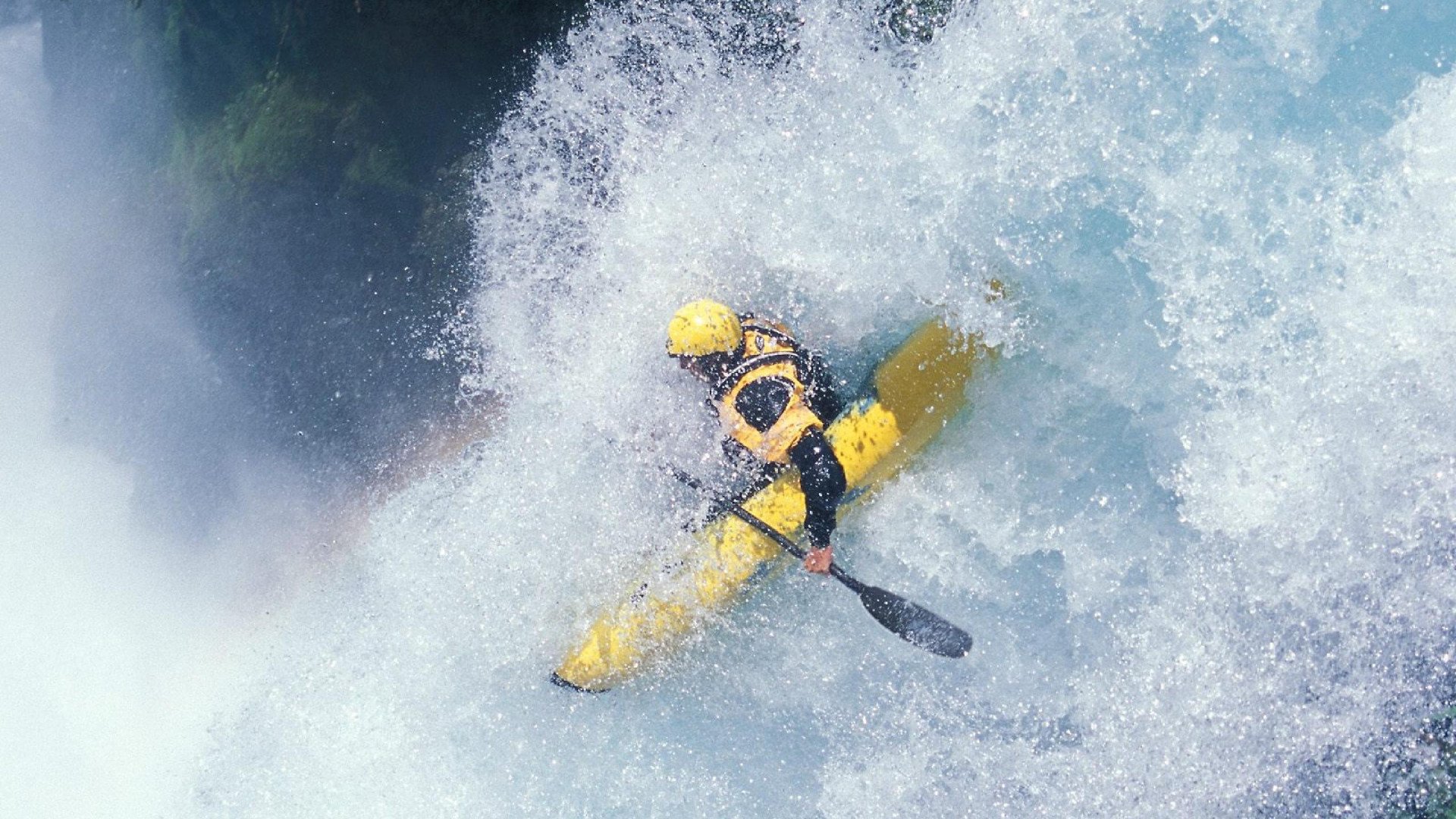 弗拉霍维奇爆发，伊朗险胜，足球世界的冰与火之歌