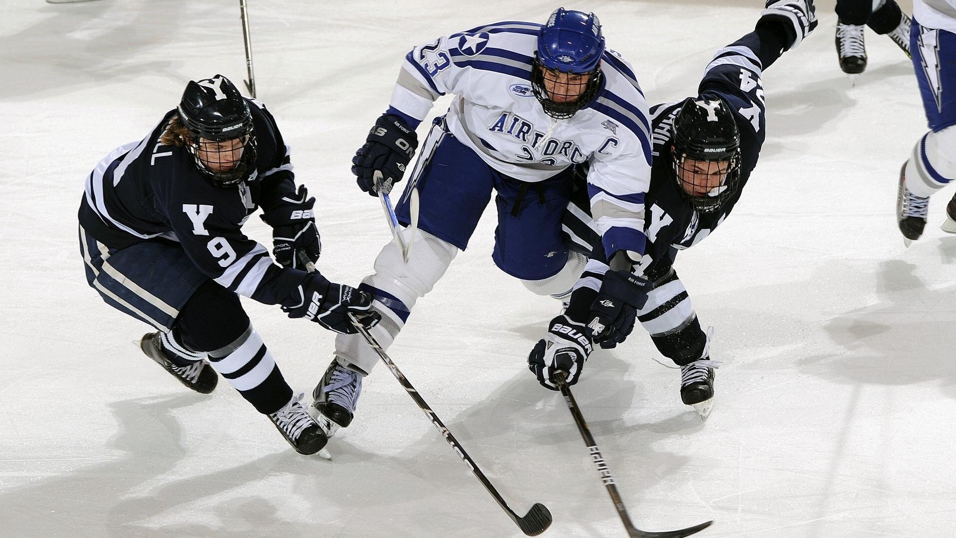 铁壁锁死尼斯，凯恩主宰全场—那不勒斯的战术胜利与英格兰队长的无争议MVP